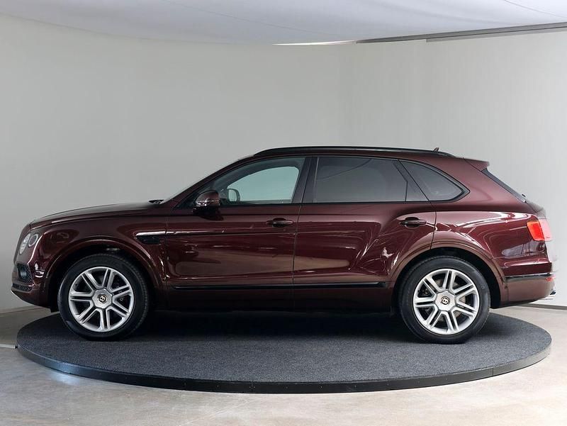 Gebraucht Bentley Bentayga 549 PS (403 kW) 2019 Rot SUV