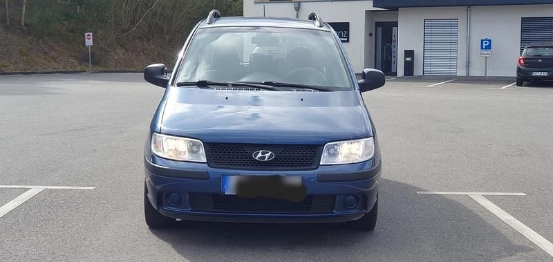Usata Hyundai Matrix 107 CV (78 kW) 2008 Blu Monovolume