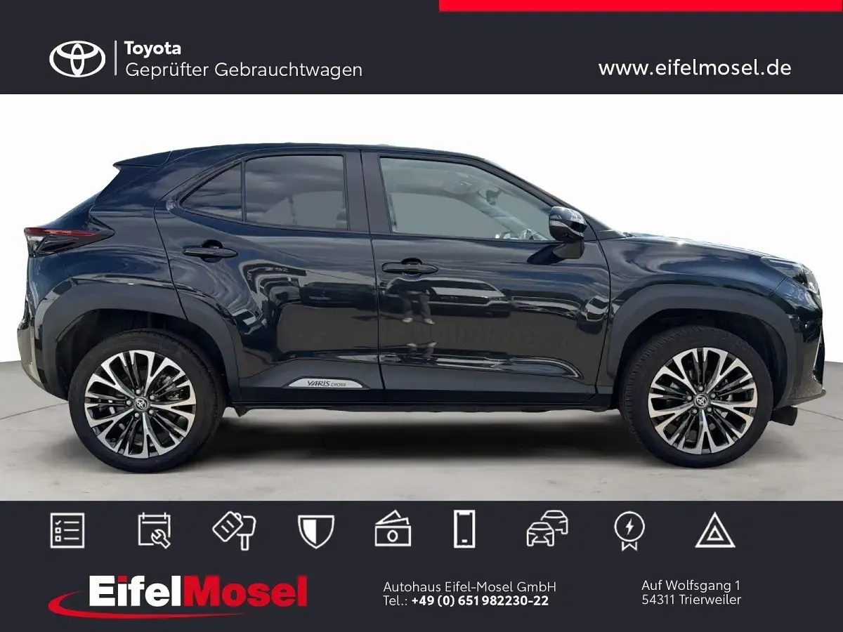 Gebraucht Toyota Yaris Cross Elegant 116 PS (85 kW) 2023 Schwarz SUV