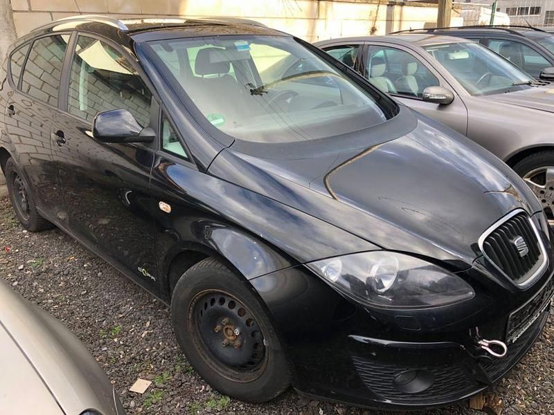 Gebraucht Seat Altea Reference 105 PS (77 kW) 2013 Schwarz Van / Kleinbus