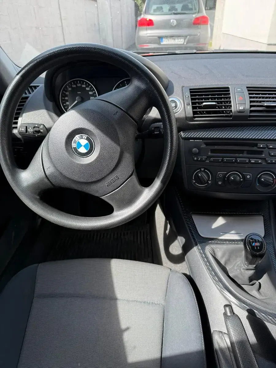 Gebraucht BMW 116 116 PS (85 kW) 2006 Schwarz Kleinwagen
