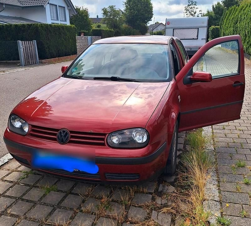 Orange Gebraucht 2000 VW Golf IV Kleinwagen | 750 € (Superpreis) - Bild 1/4