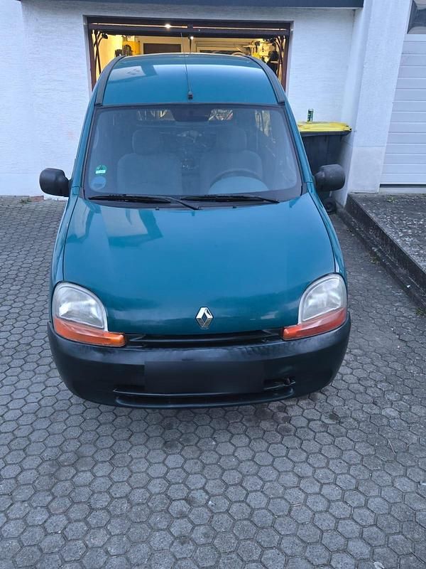 Second-hand Renault Kangoo 75 CP (55 kW) 2000 Verde Monovolum