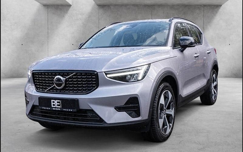 Gebraucht Volvo XC40 Plus 163 PS (119 kW) 2025 Silber SUV