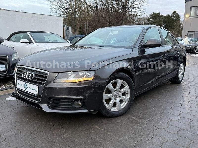 Gebraucht Audi A4 Attraction 160 PS (117 kW) 2009 Lavagrau perleffekt Limousine