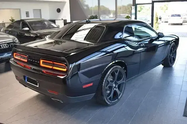 Gebraucht Dodge Challenger SXT 309 PS (227 kW) 2020 Schwarz Coupé