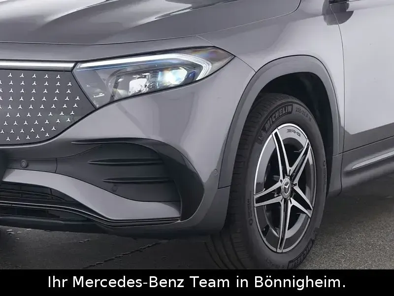 Gebraucht Mercedes EQB300 AMG 167 kW (228 PS) 2025 Grau SUV