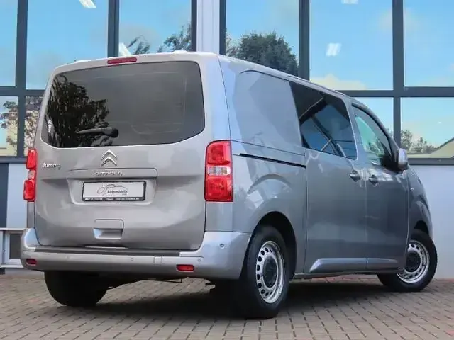 Używany Citroën Jumpy 180 KM (132 kW) 2020 Szary Minivan