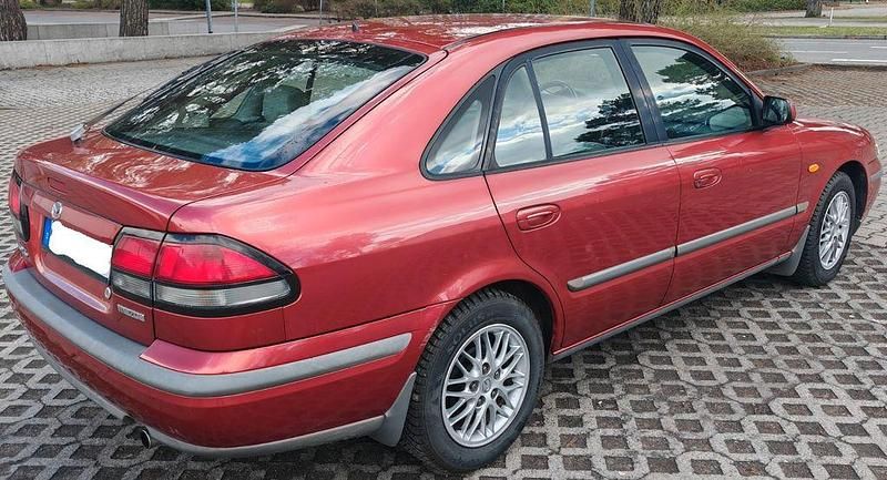 Gebraucht Mazda 626 90 PS (66 kW) 1998 Rot Kleinwagen