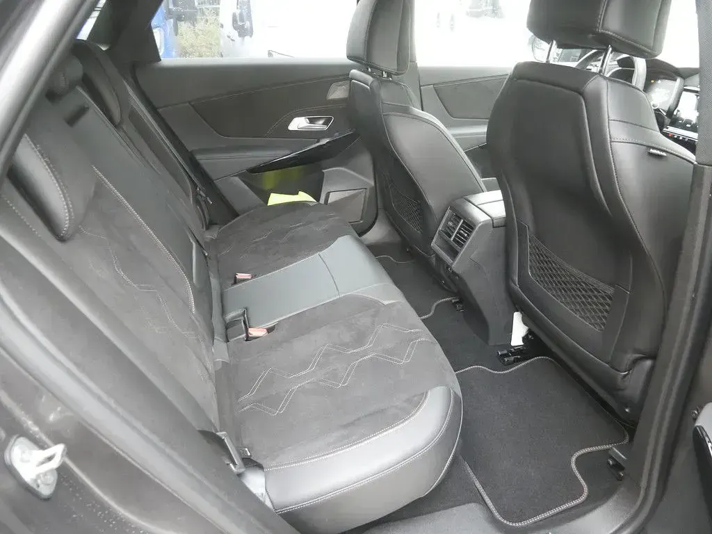 Gebraucht DS Automobiles DS7 Crossback Performance Line Plus 131 PS (96 kW) 2023 Grau SUV