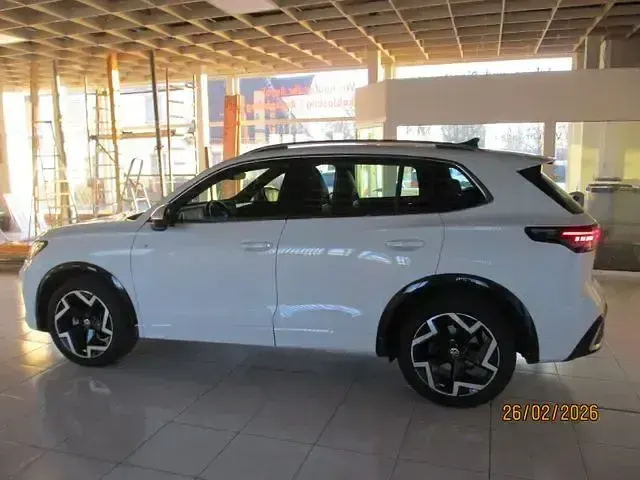 Gebraucht VW Tiguan R-line 150 PS (110 kW) 2025 Pure white SUV