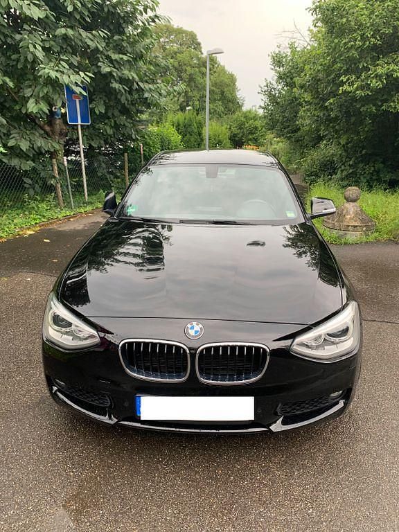 Gebraucht BMW 116 136 PS (100 kW) 2012 Schwarz Kleinwagen