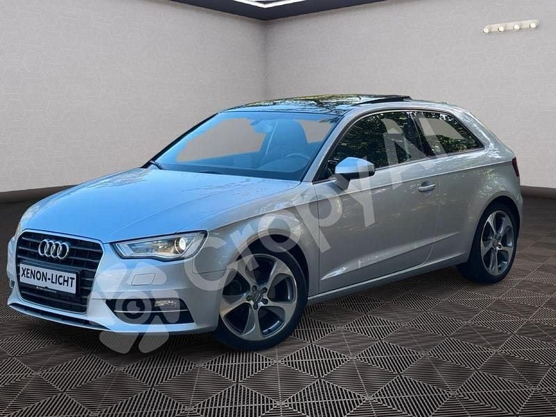 Silber Gebraucht 2013 Audi A3 S-Line Limousine | 10.790 € (Guter Preis) - Bild 1/4