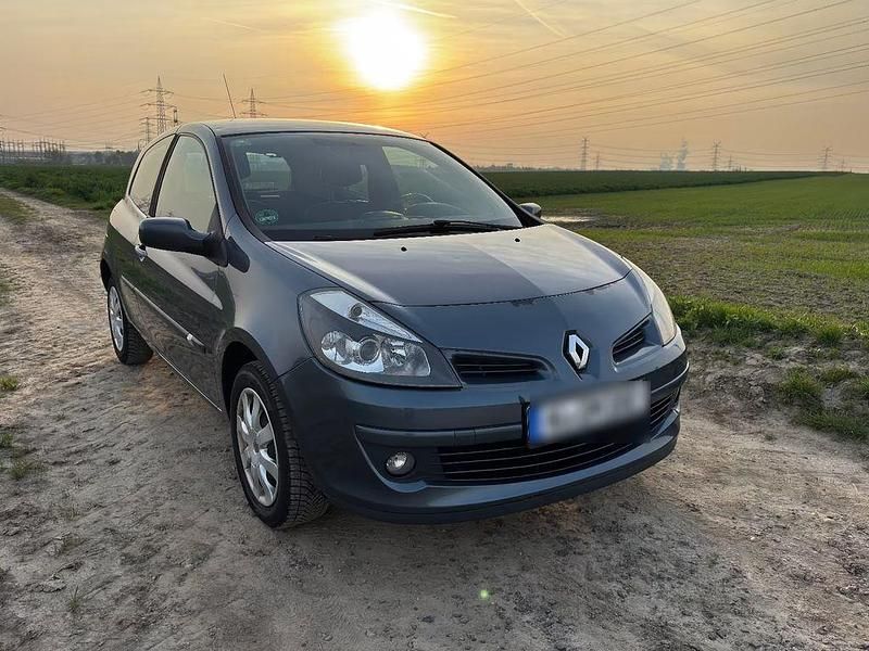 Gebraucht Renault Clio III 75 PS (55 kW) 2006 Blau Limousine