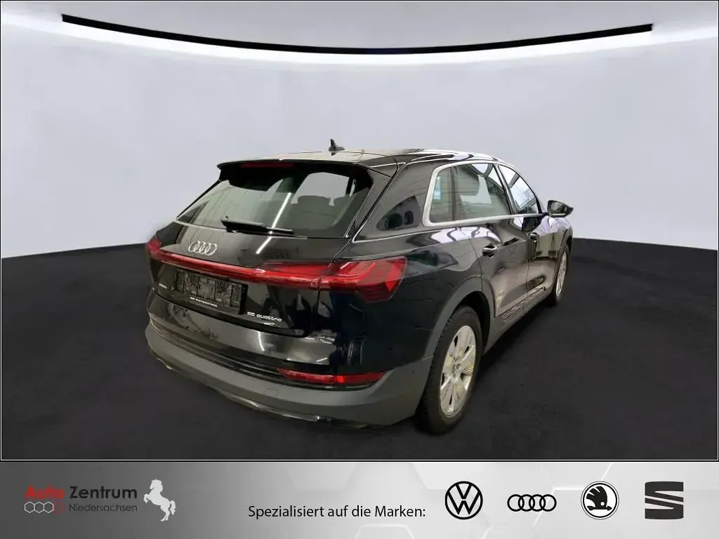 Gebraucht Audi e-tron Sport 300 kW (408 PS) 2023 Schwarz SUV