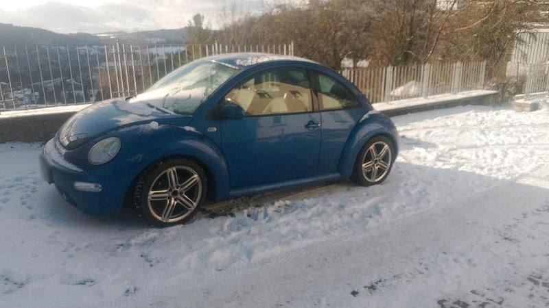 Gebraucht VW Beetle 115 PS (84 kW) 2003 Blau Kleinwagen