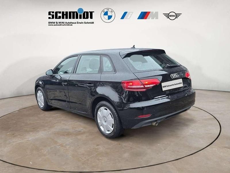 Gebraucht Audi A3 116 PS (85 kW) 2018 Brillantschwarz uni Limousine