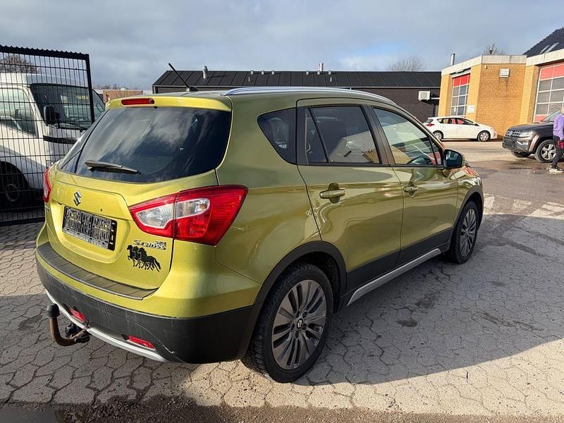 Gebraucht Suzuki SX4 120 PS (88 kW) 2013 Grün Limousine