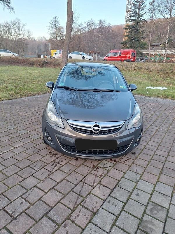 Grau Gebraucht 2014 Opel Corsa Kleinwagen | 6.000 € (Teuer) - Bild 1/4