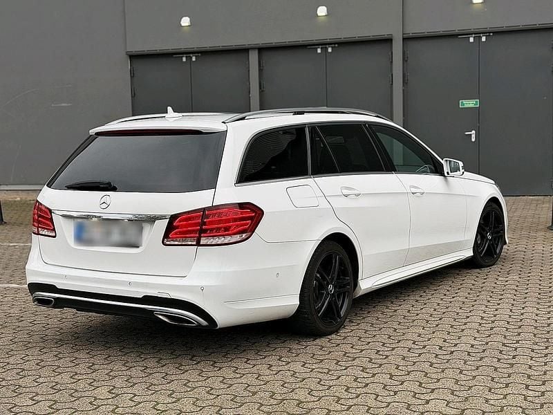 Gebraucht Mercedes E350 AMG 252 PS (185 kW) 2014 Weiß Kombi