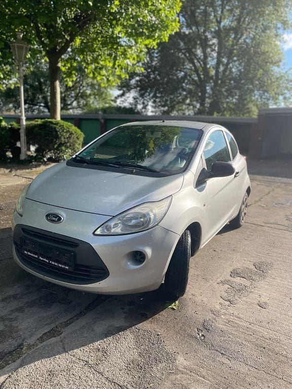 Silber Gebraucht 2009 Ford Ka Trend Kleinwagen | 2.199 € (Guter Preis) - Bild 1/4