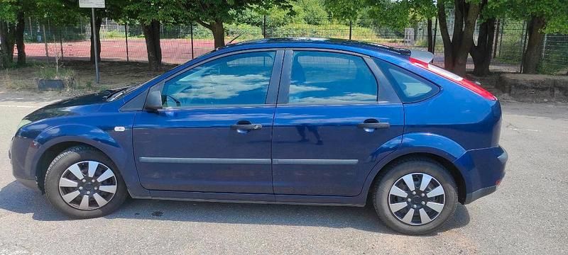 Usata Ford Focus 2006 Blu Utilitaria