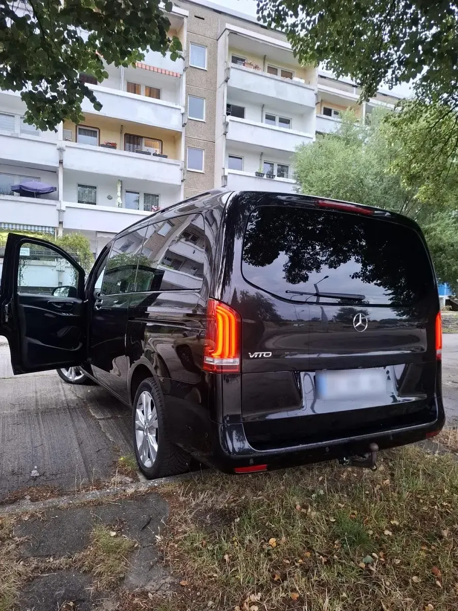 Gebraucht Mercedes Vito 190 PS (139 kW) 2016 Schwarz Van