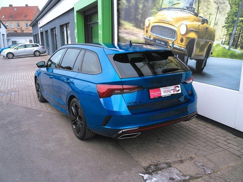 Gebraucht Skoda Octavia RS 200 PS (147 kW) 2022 Blau Kombi