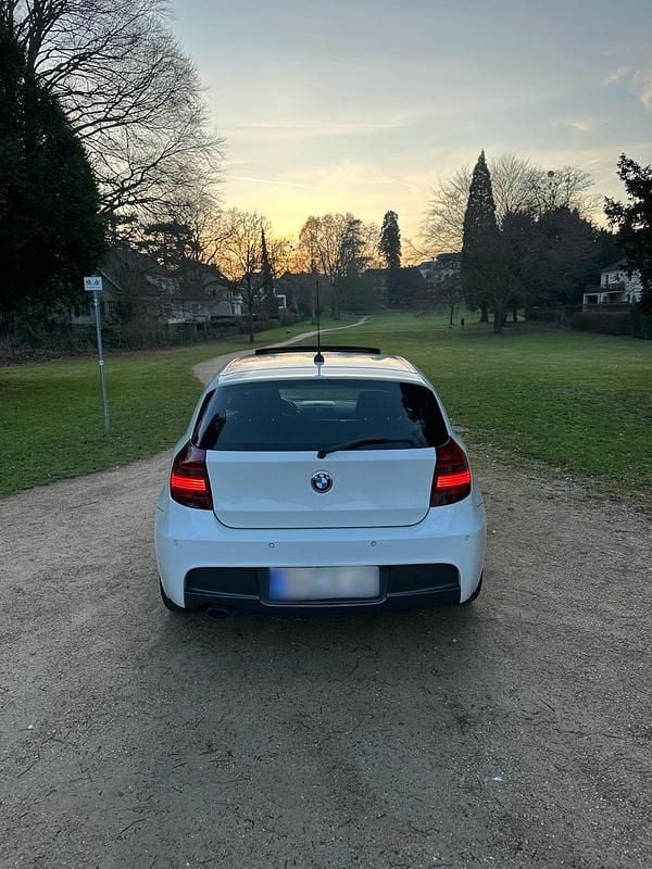 Gebraucht BMW 123 Coupé M Sport 204 PS (150 kW) 2010 Weiß Coupé