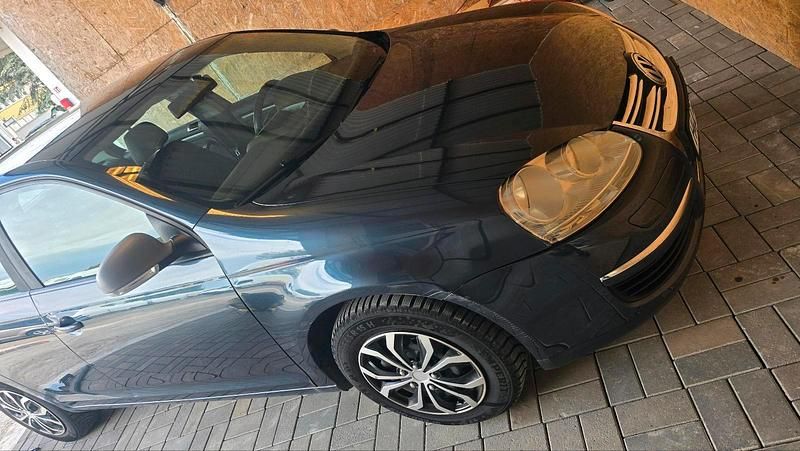 Blau Gebraucht 2007 VW Jetta Limousine | 2.489 € (Guter Preis) - Bild 1/4