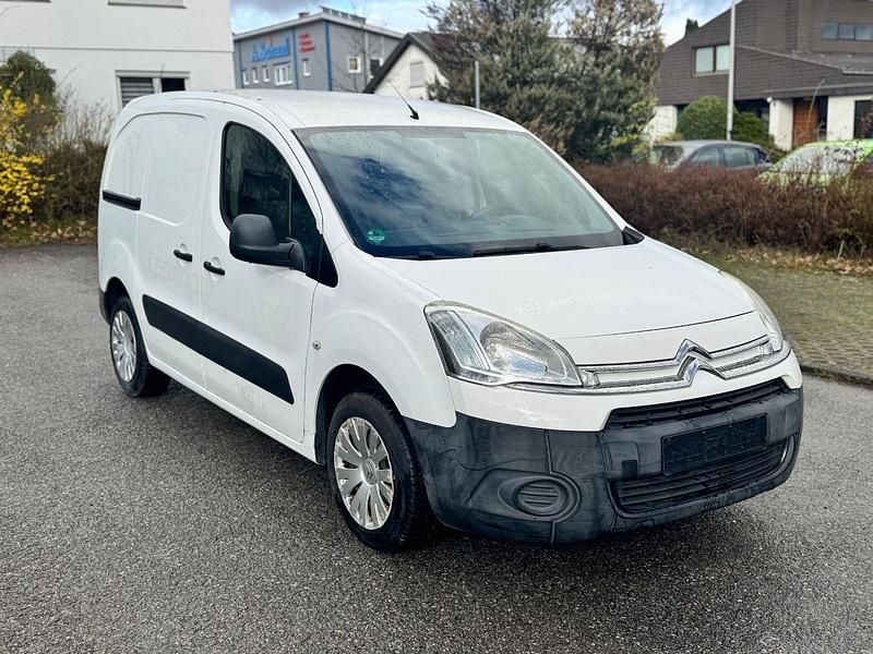 Gebraucht Citroën Berlingo Attraction 75 PS (55 kW) 2012 Weiß Van / Kleinbus