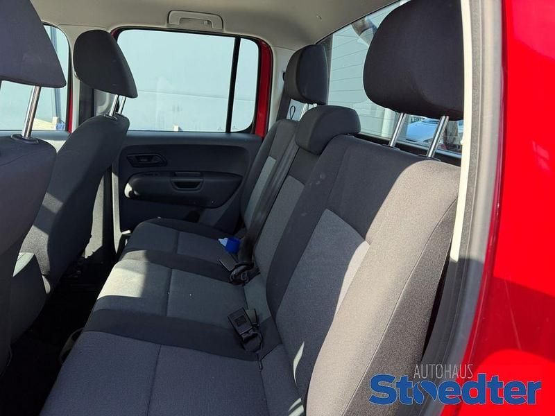 Gebraucht VW Amarok Trendline 163 PS (119 kW) 2018 Rot Pickup