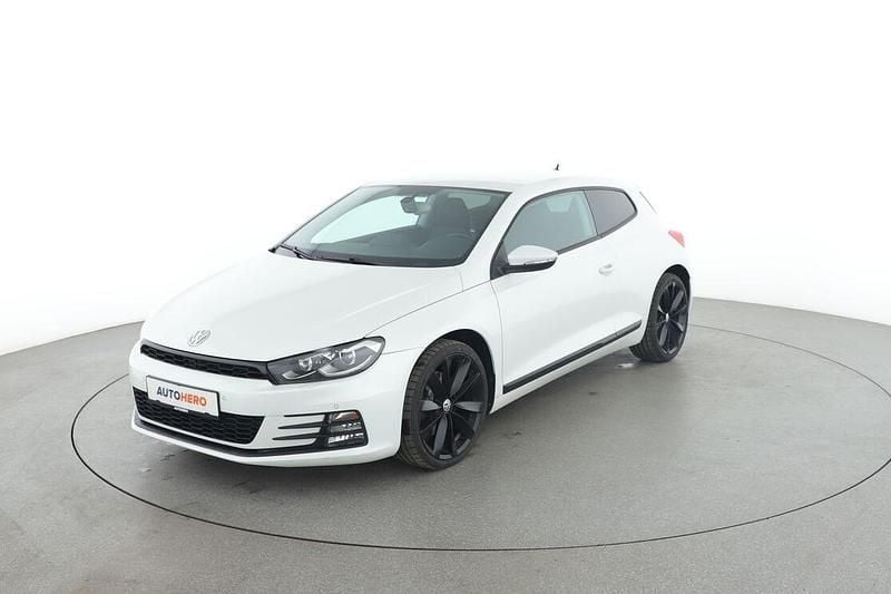 Weiß Gebraucht 2016 VW Scirocco Coupé | 15.690 € (Fairer Preis) - Bild 1/3