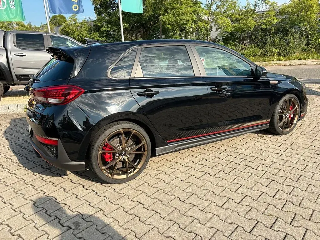 Gebraucht Hyundai i30 280 PS (205 kW) 2022 Schwarz Limousine