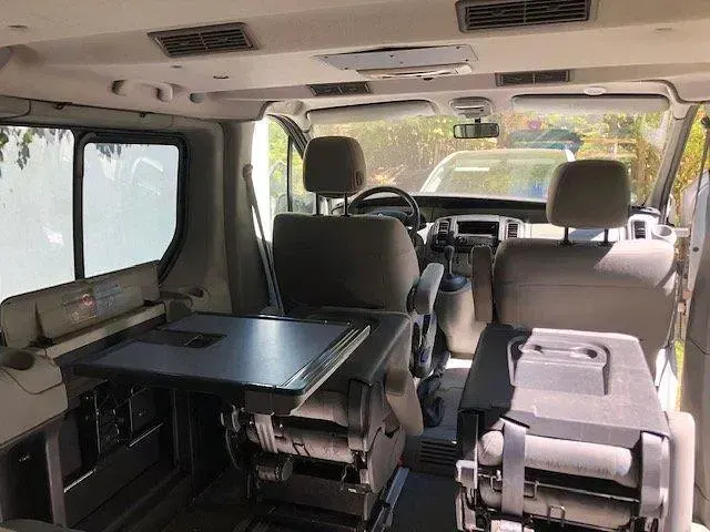 Gebraucht Renault Trafic 134 PS (98 kW) 2006 Silber Van / Kleinbus