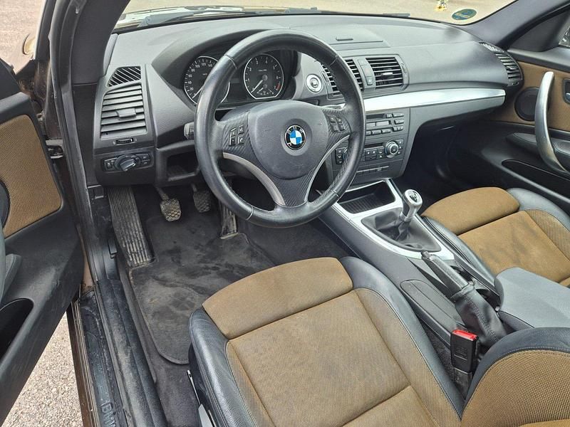 Gebraucht BMW 118 120 PS (88 kW) 2010 Braun Kleinwagen