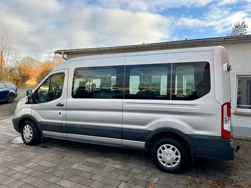 Gebraucht Ford Transit 131 PS (96 kW) 2017 Silber Kombi