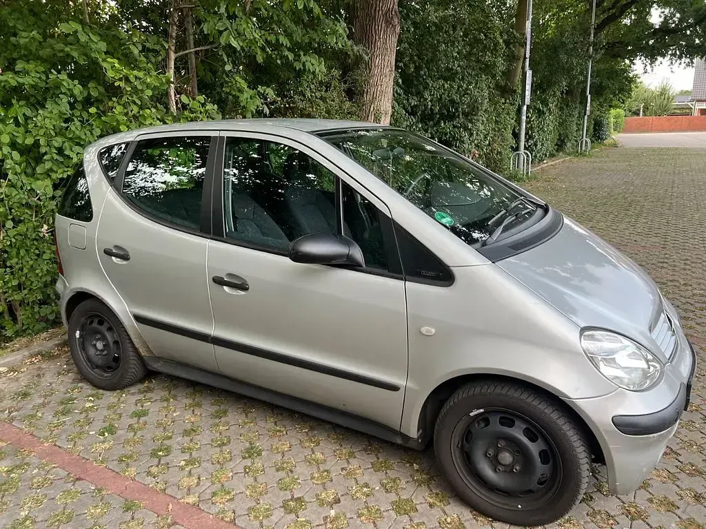 Gebraucht Mercedes A160 102 PS (75 kW) 2003 Silber Kleinwagen