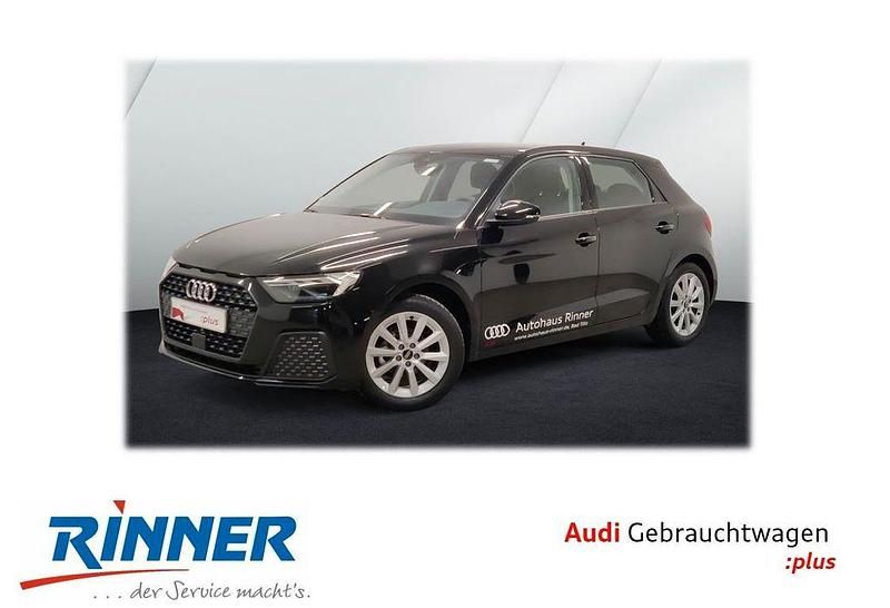 Mythosschwarz metallic Gebraucht 2025 Audi A1 Sportback Kleinwagen | 24.290 € (Fairer Preis) - Bild 1/4
