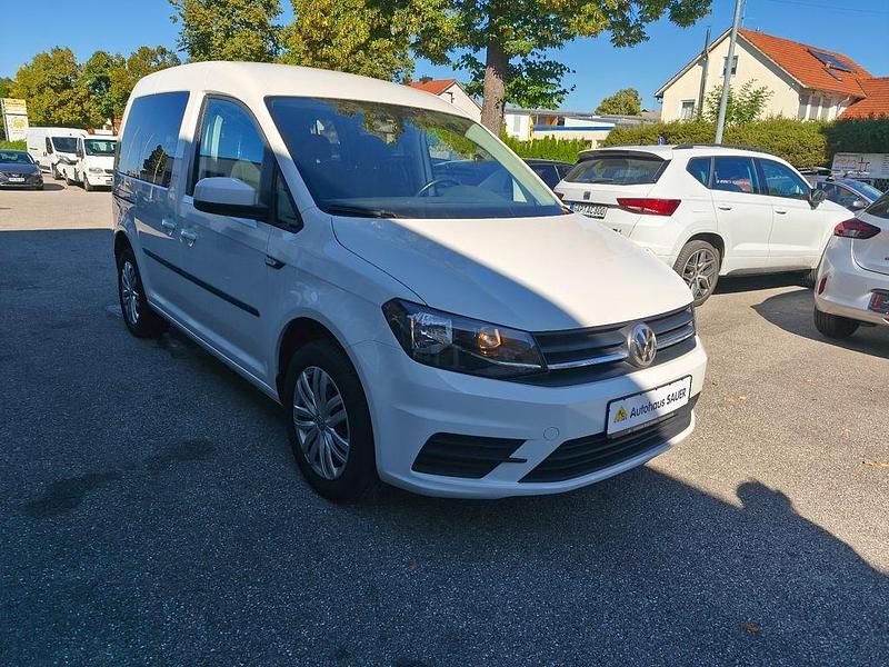 Candyweiss Gebraucht 2020 VW Caddy Trendline Van / Kleinbus | 19.600 € (Superpreis) - Bild 1/4