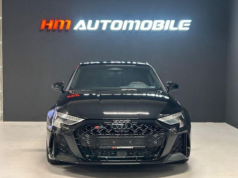 Neu Audi RS3 Sport 400 PS (294 kW) 2026 Schwarz Limousine