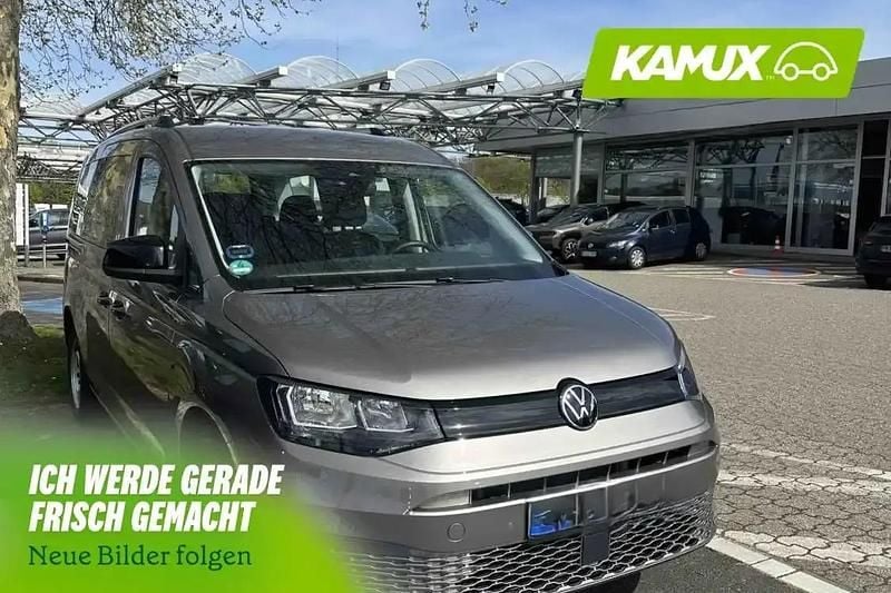 Usata VW Caddy 122 CV (89 kW) 2024 Grigio Monovolume