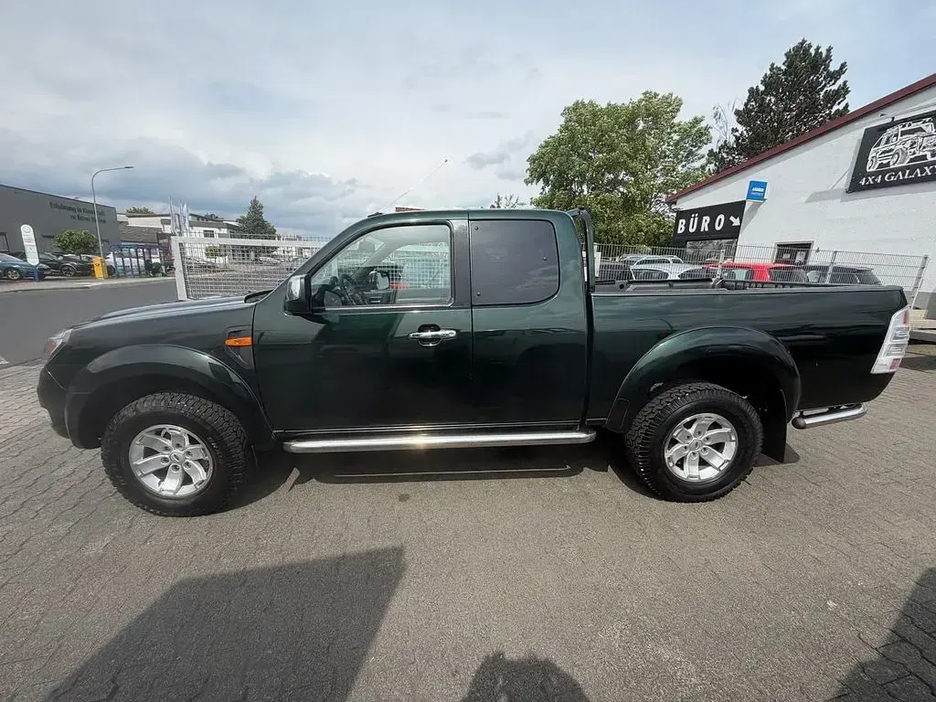 Gebraucht Ford Ranger Limited 143 PS (105 kW) 2010 Grün Pickup