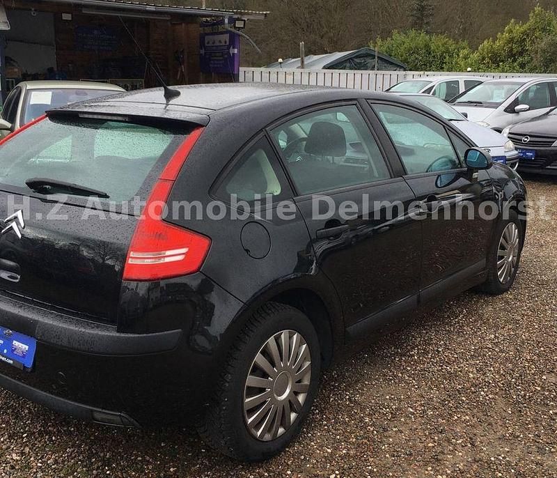 Gebraucht Citroën C4 Style 88 PS (64 kW) 2005 Schwarz Limousine