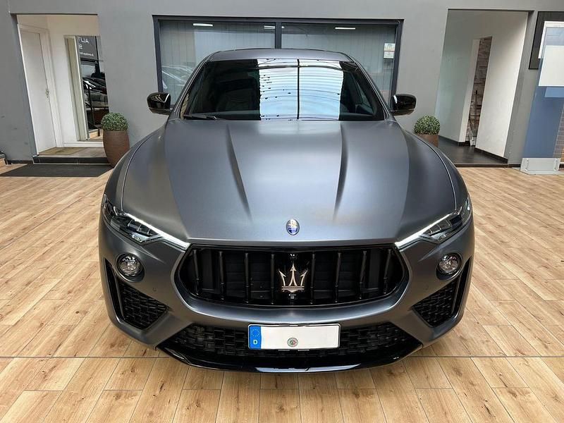 Gebraucht Maserati Levante 275 PS (202 kW) 2021 Grau SUV