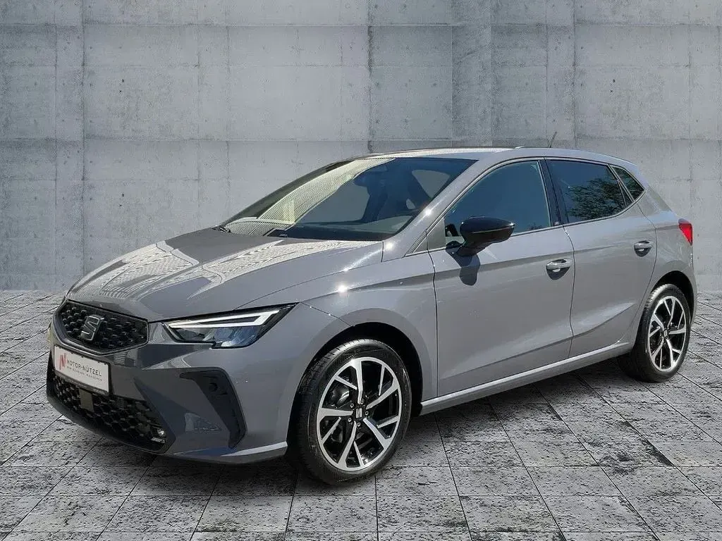 Neu Seat Ibiza FR 116 PS (85 kW) 2026 Grau Kleinwagen