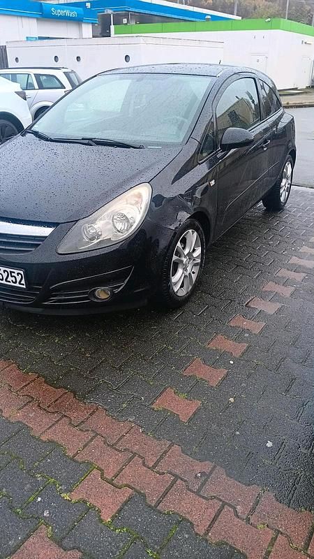 Schwarz Gebraucht 2007 Opel Corsa Kleinwagen | 700 € (Superpreis) - Bild 1/4