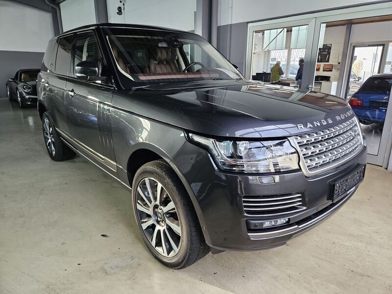 Grau Gebraucht 2016 Land Rover Range Rover Autobiography SUV | 39.900 € (Etwas zu teuer) - Bild 1/4