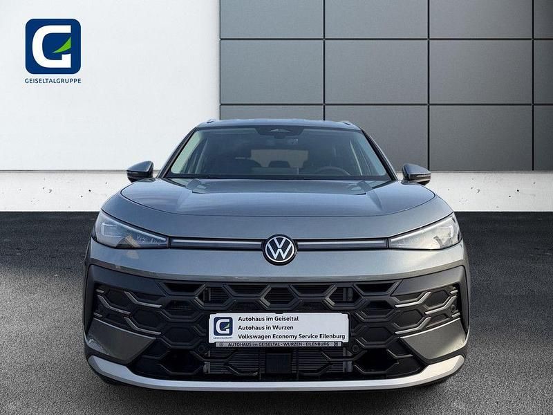 Neu VW T-Roc Style 150 PS (110 kW) 2026 Grau SUV