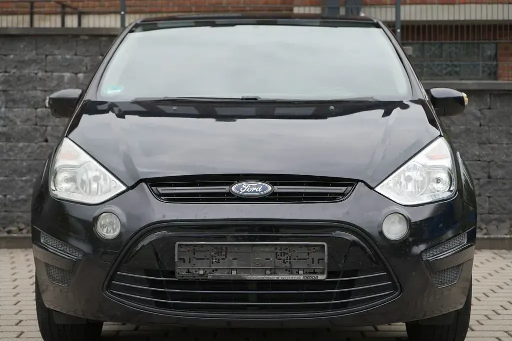 Gebraucht Ford S-MAX S 116 PS (85 kW) 2011 Schwarz Van / Kleinbus